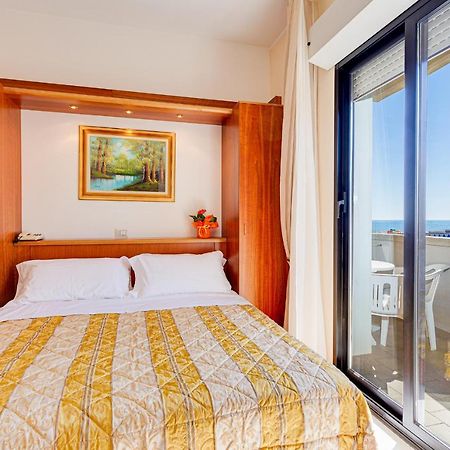 Hotel Delle Nazioni Milano Marittima Kültér fotó