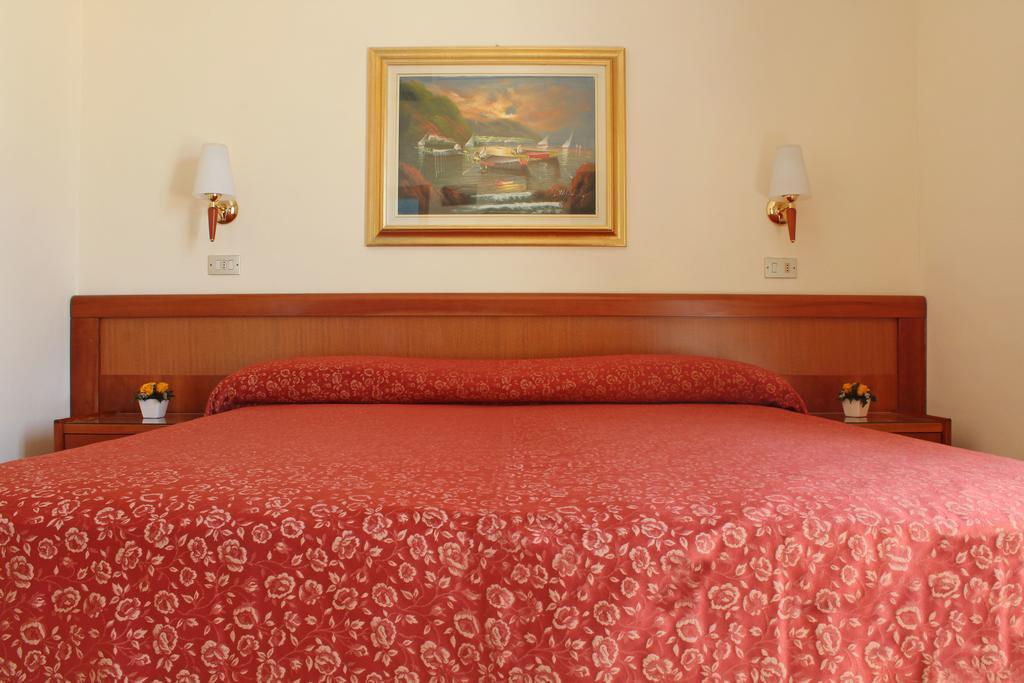 Hotel Delle Nazioni Milano Marittima Kültér fotó