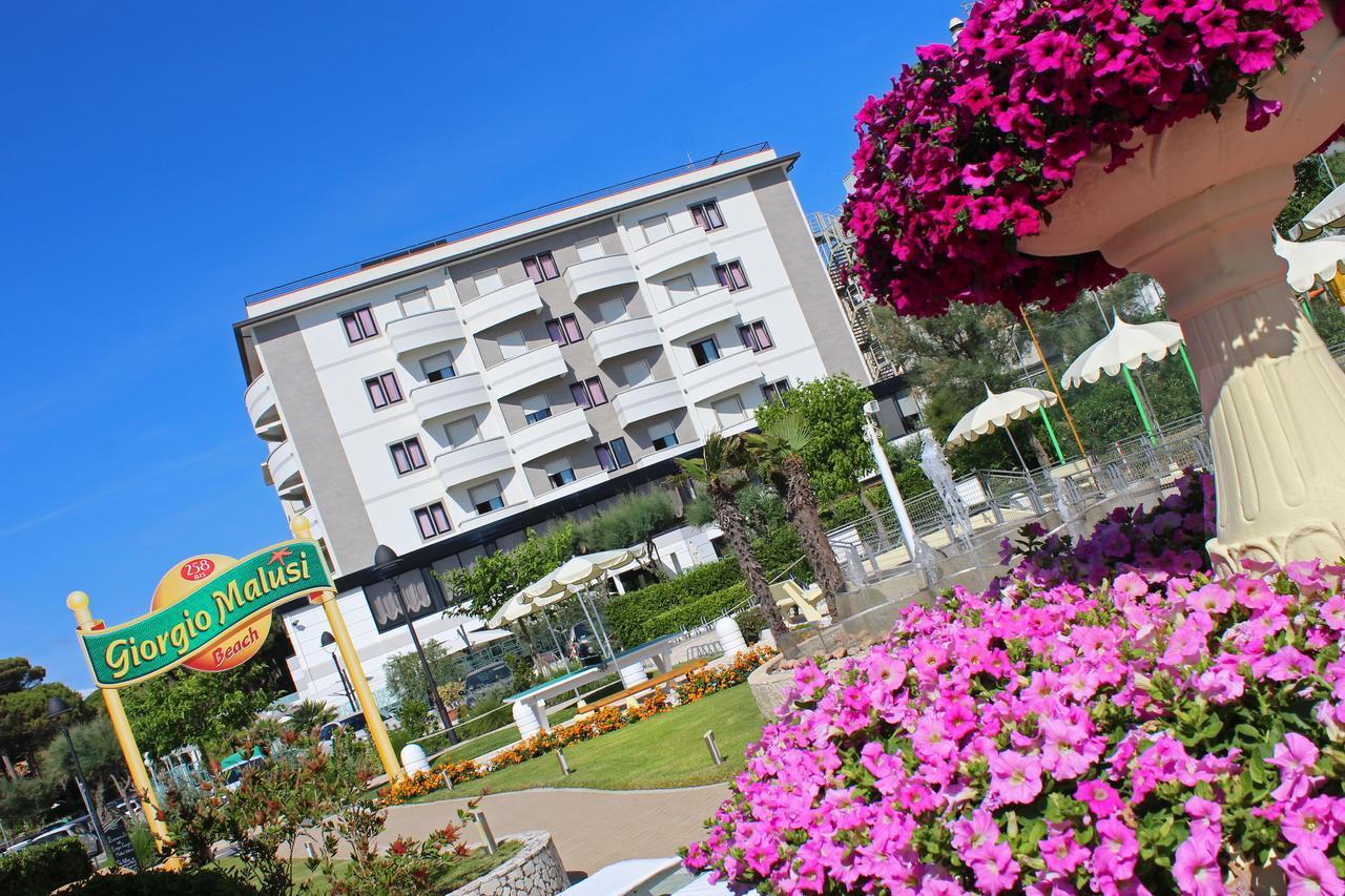 Hotel Delle Nazioni Milano Marittima Kültér fotó