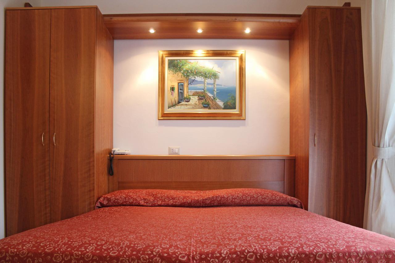 Hotel Delle Nazioni Milano Marittima Kültér fotó